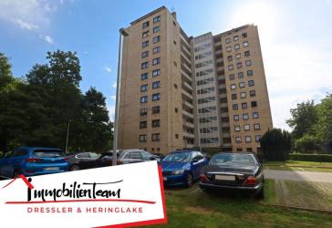 Kapitalanlage in Pinneberg: Gepflegte 3,5-Zimmer-Wohnung mit Balkon und Fernblick