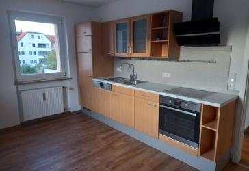 Helle 2-Zimmer-Wohnung in zentraler Lage von NEA