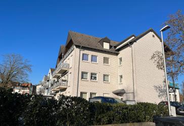 Kleve: Büroraum mit gem. Küche, Sanitär, Stellplatz