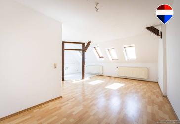 Gemütliche Mietwohnung mit Stil: Lichtdurchflutete DG-Wohnung mit einzigartigem Flair