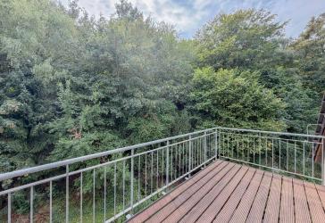 Charmante Dachgeschosswohnung mit Balkon und Blick ins Grüne in Bochum-Hofstede