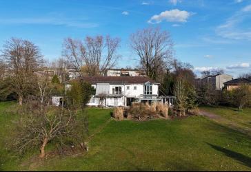 Exklusives Einfamilienhaus mit flexiblem Grundriss und hohem Wohnkomfort