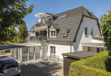 Mehrgenerationenhaus mit Seltenheitswert: 3 Wohneinheiten, Wintergarten, Sonnenterrassen & Mieteinnahmen!