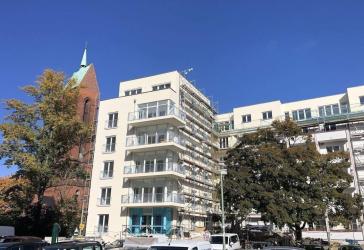 Dachgeschoß zum Sofortbezug 4 /5 oder 6 Zimmer / Lift / Terrasse / sehr hohe Räume
