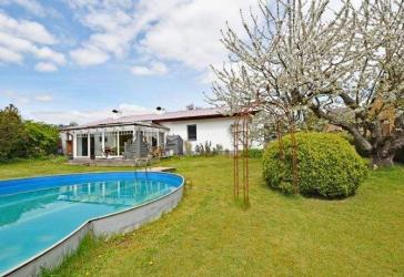 Alles auf einer Ebene: Bungalow mit ca. 130 m² Wohnfläche auf großem Südgrundstück