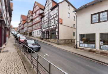 Denkmalgeschütztes Immobilienportfolio in Spangenberg mit historischen Kloster-Gebäude