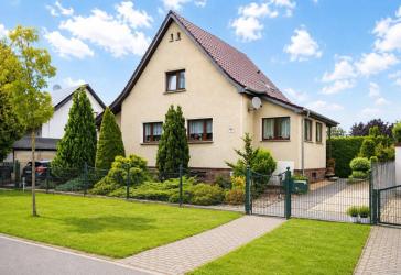 Gepflegtes Einfamilienhaus aus dem Jahr 1937 auf schönem Gartengrundstück in beliebter Wohnlage