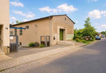 Hallenfläche in Grimma OT Cannewitz, befahrbar