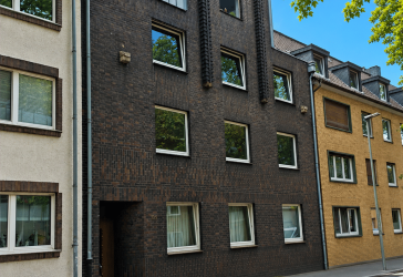 ***Großzügige 5-Zimmer-Wohnung mit Gartenmitbenutzung sucht nette Mieter***