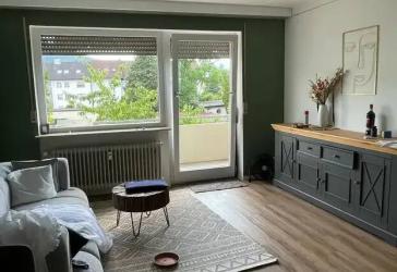 Freundliche 2-Zimmerwohnung in Miltenberg Nord, vollmöbliert mit Balkon, Garage und Stellplatz