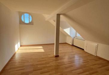 4-Raum-Wohnung im DG mit Charme