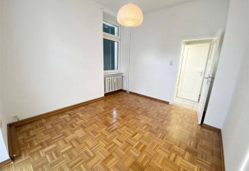 Großzügige 1,5-Zimmer-Wohnung mit Balkon in zentraler Lage!