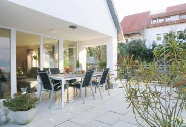 Kernsanierte Luxus - DG - Wohnung mit gr. Terrasse