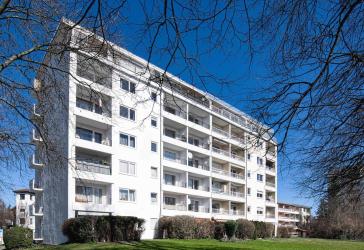 Kapitalanage! Renoviertes und gepflegtes Penthouse | Vermietet! PROVISIONSFREI