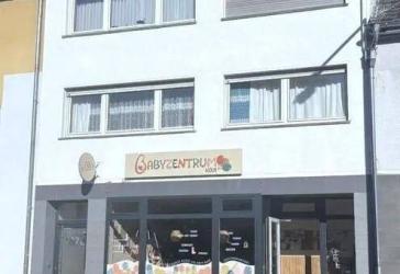 In ruhige Hände - gepflegtes WGH mit langfristiger Ladenpraxisvermietung
