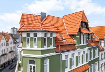 Toplage Altbau in Uni-Nähe: 2 Dachgeschosswohnungen mit zugeteilten Flächen im Dachboden