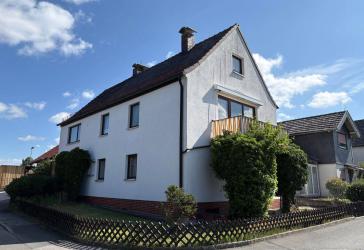Einfamilienhaus mit Garage in Coburg OT Scheuerfeld