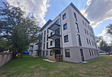 Großzügige 4 RWG mit Balkon und Lift - Moderne hochwertige Etagenwohnung zu vermieten! Neubauprojekt!