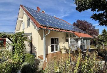 Lichtdurchflutetes, energetisch hochwertiges Einfamilienhaus in ruhiger Lage am Ansbacher Stadtrand