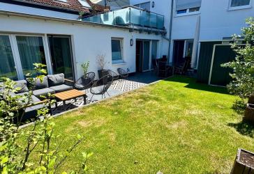 Exklusive Gartenwohnung mit Terrasse und zwei TG-Stellplätzen in Frechen-Hücheln