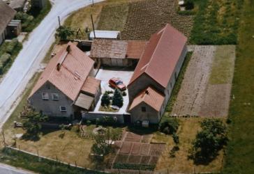 Kleiner 4-Seitenhof mit Ausbaureserven für Handwerker in Dübrichen – großes Grundstück