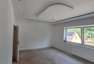 Exklusive 3 Zimmer Wohnung – 75 m² – kernsaniert – zentrale Lage in Sterkrade – 1. Obergeschoss