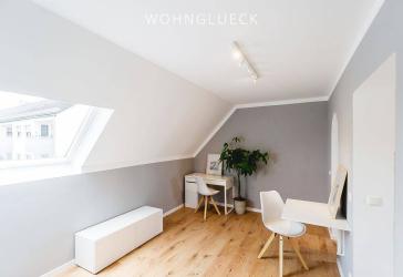 VOLLMÖBLIERTES 2-ZI.-APARTMENT IN HOCHZOLL