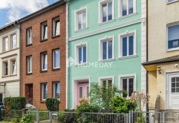 Kernsaniertes Stadthaus-Unikat trifft auf modernen Wohnkomfort in ruhiger Lage von Lübeck