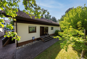 Viel Platz. Absolute Ruhe. Beste Lage. Großes Ein-Zweifamilienhaus in KL-Dansenberg!