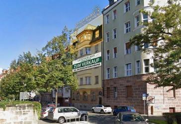 4,5-Zimmer-Wohnung im Dornröschenschlaf Altbauflair im Nürnberger Norden