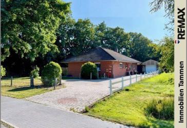 * Bungalow mit seltenem 1.667 m² Grundstück und wunderschönem Baumbestand *