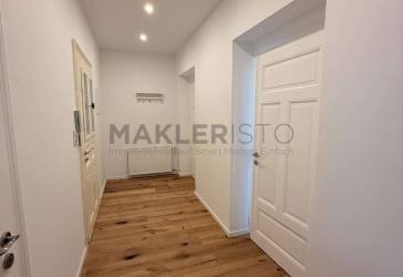 **Frisch modernisierte 3-Zimmer-Altbauwohnung mit Stuck & Tageslichtbad in Möckern**