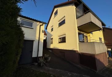 Zweifamilienhaus in attraktiver Lage von Burgstetten Burgstall