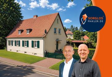 Besondere Doppelhaushälfte mit historischem Flair und traumhaftem Garten