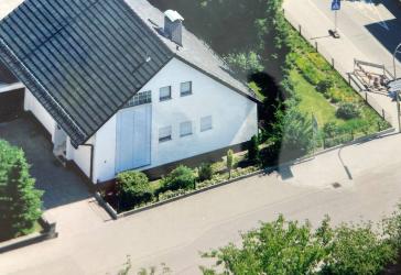 Besichtigung Samstag bei Anmeldung ab 11 Uhr!!!! Tolles Freistehendes Einfamilienhaus mit Garten