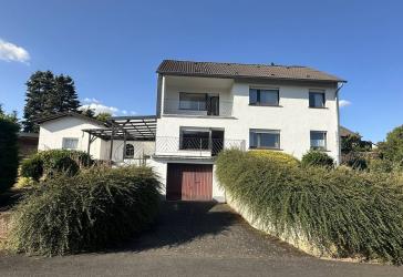 Freistehendes Einfamilienhaus in wunderbarer Lage von 52385 Nideggen-Wollersheim