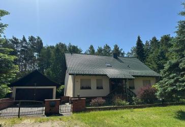 16515 Oranienburg OT Wensickendorf, Großzügiges Einfamilienhaus mit Pool, Doppelgarage, Werkstatt in idyllischer Waldlage