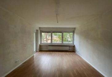 Großzügige 4-Zimmer-Wohnung in ruhiger Lage mit Aufzug im Haus