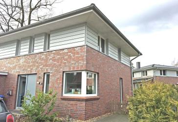 ***HOLM-SEPPENSEN***SCHICKES EINFAMILIENHAUS ZU VERMIETEN***