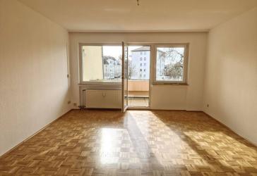 Schöne 3 Zi mit Balkon in Kesselstadt