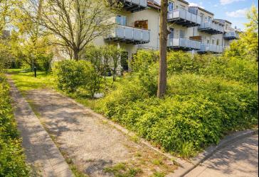 Kapitalanlage zur Perspektiven-Selbstnutzung: Charmante DG-Balkonwohnung mit stabilen 2,94% Rendite!
