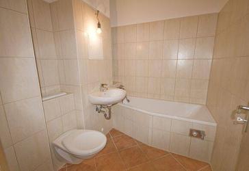 4-Raumwohnung mit Balkon+ Aufzug direkt in der Innenstadt!