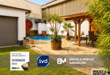 Liebevoll modernisierte Doppelhaushälfte mit Pool, Kamin und viel Platz zum Leben