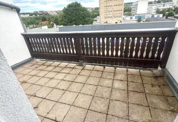 Attraktive 3-Zimmer-Wohnung mit Dachterrasse in Gera-Untermhaus