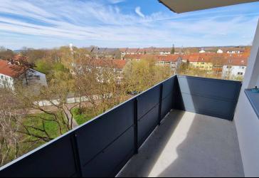 Attraktive Kapitalanlage: Modernisierte 3-Zimmer-Wohnung mit Balkon & eigener Garage