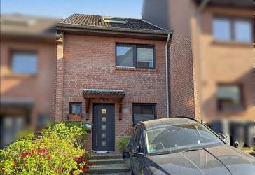 Gepflegtes Reihenmittelhaus mit gehobener Ausstattung und viel Platz in guter Lage von Wuppertal