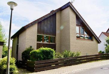 Zwei Wohneinheiten, viele Möglichkeiten – Architektenhaus in Schwarzenbruck / Pfeifferhütte