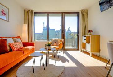 Exklusiv 6% Rendite helle,40m²renovierte,möblierte 1,5Zi.-Wohng.+ Balkon + Einbauküche + Tiefgarage