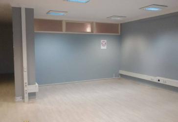 3 Monate mietfrei - Ladenlokal oder Büro verkehrsgünstig am Busbahnhof