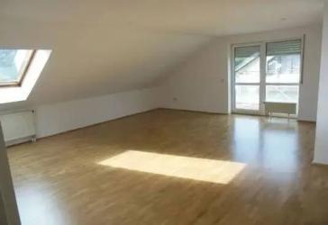 Schöne 3-Zimmerwohnung mit Garage u. Pkw-Stellplatz in Bad Kissingen, Prinzengraben 4